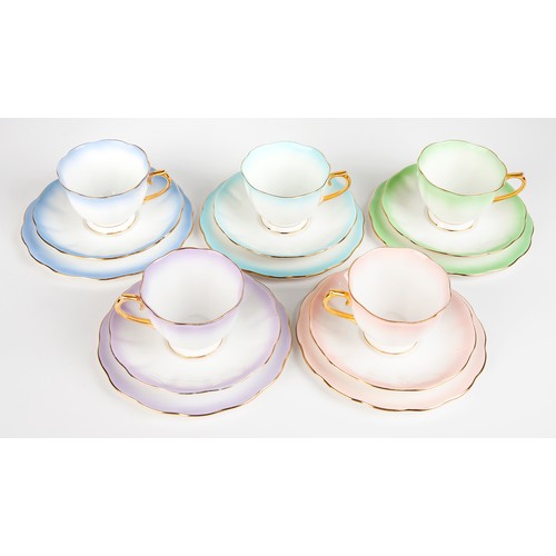 228 - A ROYAL DOULTON PART ‘RAINBOW’ PATTERN, COUNTESS SHAPED TEA SET