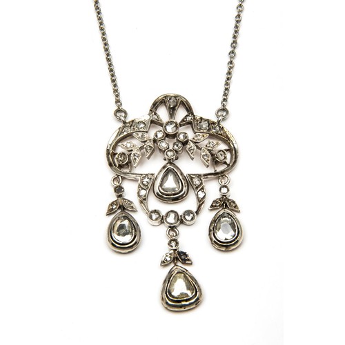 538 - A SILVER AND DIAMOND PENDANT NECKLACE