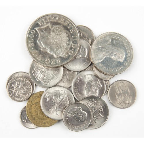 594 - A COLLECTION OF MISCELLANEOUS COINS