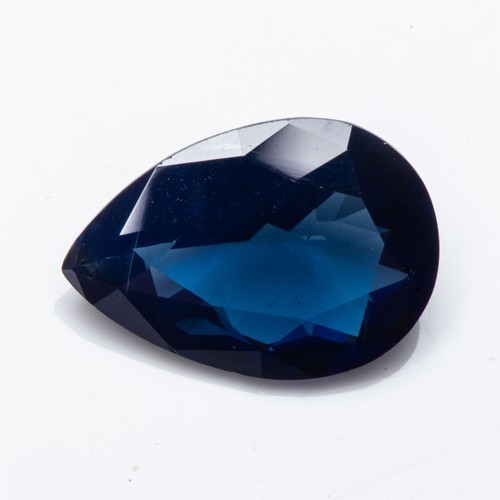 564 - AN UNMOUNTED CERTIFIED BLUE SAPPHIRE