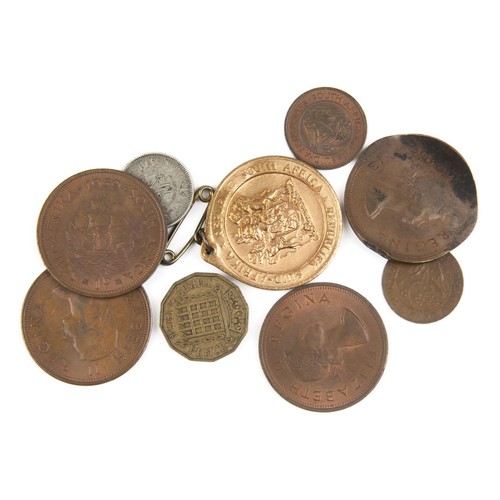 611 - A COLLECTION OF COINS AND MEDALS