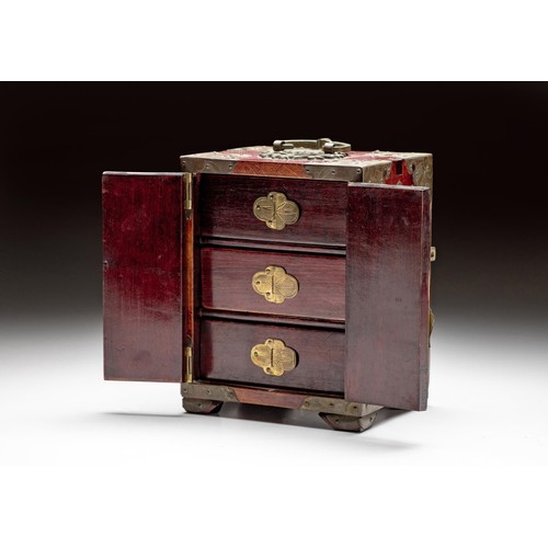 1106 - A CHINESE HARDSTONE INSET JEWELLERY BOX, PEOPLE'S REPUBLIC OF CHINA, 1949 -