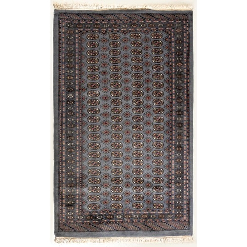 19 - A PAKISTAN RUG, MODERN