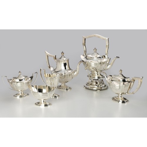 960 - AN ASSEMBLED AMERICAN SILVER SIX PIECE TEA AND COFFEE SERVICE, SHREVE, CRUMP AND LOW, BOSTON, MASSAC... 