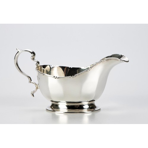 918 - A GEORGE V SILVER GRAVY BOAT, MAPPIN AND WEBB LTD, BIRMINGHAM, 1935