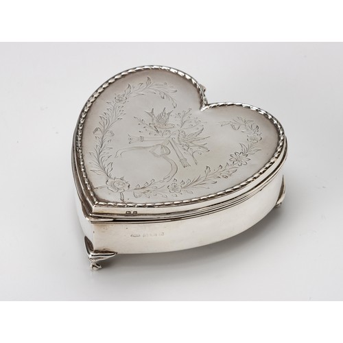 891 - AN EDWARD VII SILVER TRINKET BOX, LEVI AND SALAMAN, BIRMINGHAM, 1907