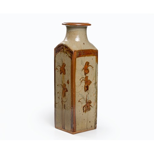 1031 - TIM MORRIS (SOUTH AFRICAN 1949 - 1990): A STONEWARE FLOOR VASE