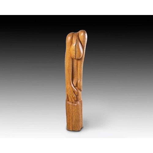 1065 - JUNE TE WATER (SOUTH AFRICAN: 1924 - 2020): A LARGE ABSTRACT WOOD CARVING OF A FIGURE