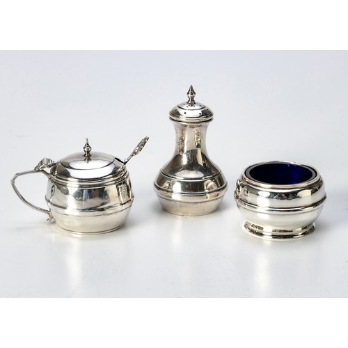 906 - A GEORGE V SILVER CONDIMENT SET, CHARLES PERRY AND CO, BIRMINGHAM, 1917