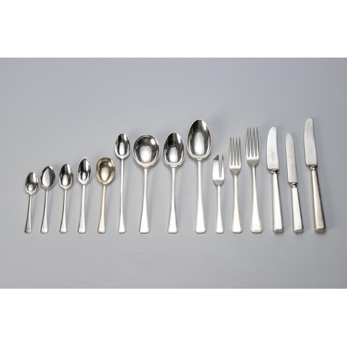 982 - A PART SET OF ELECTROPLATE SALISBURY PATTERN CUTLERY, ELKINGTON AND CO