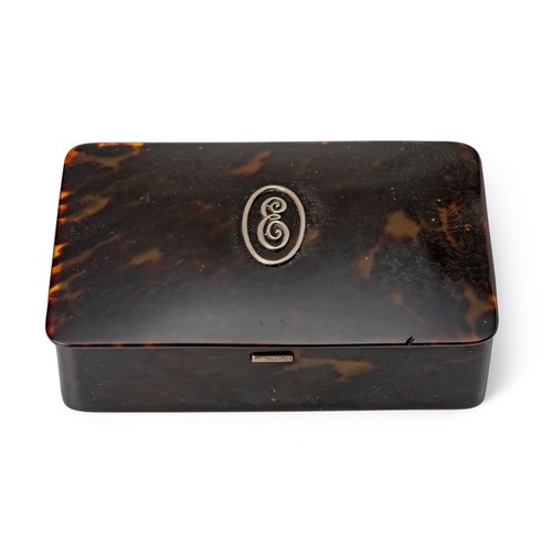 115 - AN EDWARDIAN TORTOISESHELL AND SILVER CIGARETTE BOX, POSSIBLY CHARLES HENRY DUMENIL, LONDON, 1917