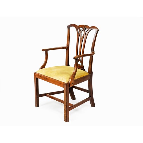 198 - A GEORGE III MAHOGANY ARMCHAIR