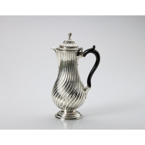 860 - A VICTORIAN SILVER COFFEE POT, CHARLES STUART HARRIS, LONDON, 1885