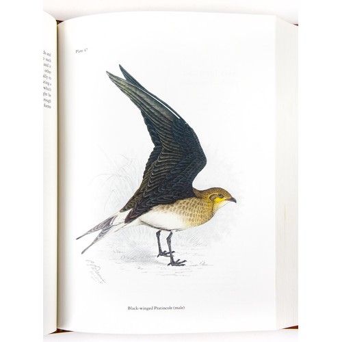 726 - THE BIRDS OF SOUTHERN AFRICA (Limited Collector’s Edition, Signed by Alan Kemp) by Claude Gibney Fin... 