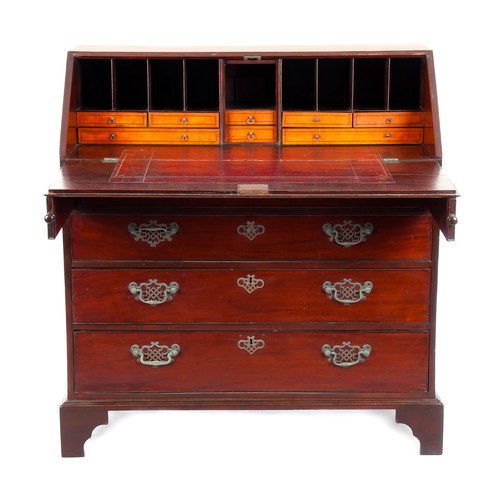 866 - A GEORGE III- STYLE MAHOGANY BUREAU, LATE 19TH CENTURY