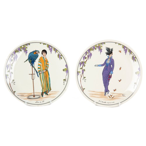 572 - TWO VILLEROY & BOCH '1900' SERIES COMMEMORATIVE PLATES