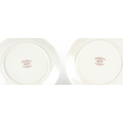 572 - TWO VILLEROY & BOCH '1900' SERIES COMMEMORATIVE PLATES