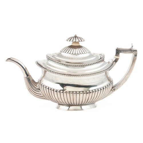 308 - A GEORGE III SILVER TEAPOT, THOMAS RICHARDS, LONDON, 1810