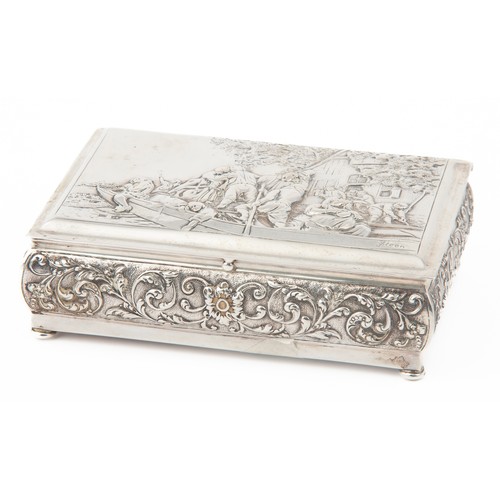 378 - A DUTCH SILVER TRINKET BOX, IMPRESSED .835