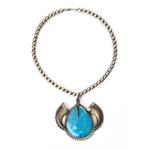 1007 - A TURQUOISE NECKLACE