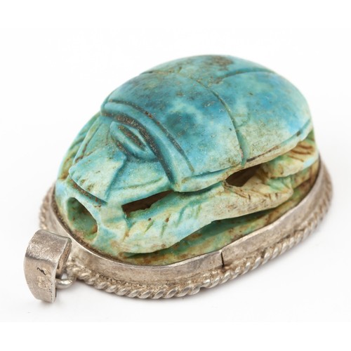 287 - A SCARAB BEETLE PENDANT