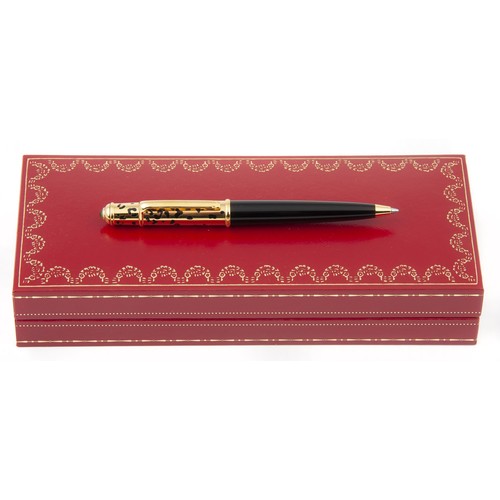 67 - A CARTIER PEN