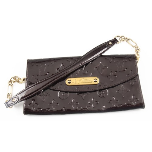 989 - LOUIS VUITTON VERNIS SUNSET BOULEVARD CLUTCH