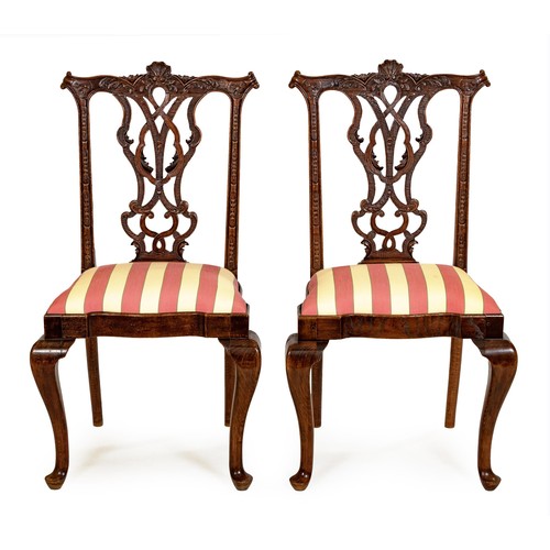 17 - A PAIR OF GEORGE III OAK SIDE CHAIRS