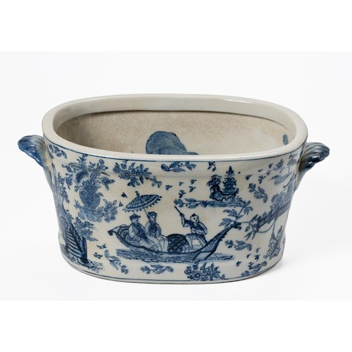 138 - A CHINESE BLUE AND WHITE JARDINIERE, CONTEMPORARY