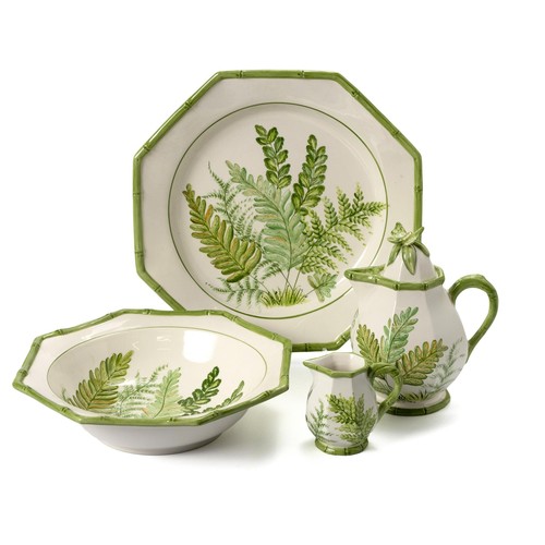 202 - AN OCTAGONAL GREEN AND WHITE PLATTER AND BOWL