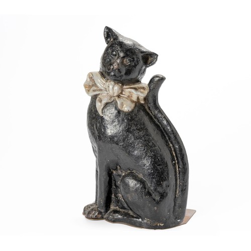 322 - A CAST-IRON DOORSTOP IN THE FORM OF A SEATED CAT WITH A BOW AROUND THE NECK