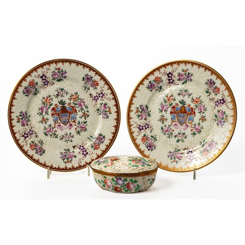 360 - A PAIR OF FRENCH EMBOSSED AND HAND PAINTED ARMORIAL PLATES, POSSIBLY SAMSON, 19TH CENTURY