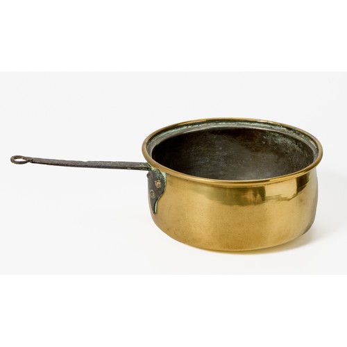 551 - A BRASS SAUCEPAN