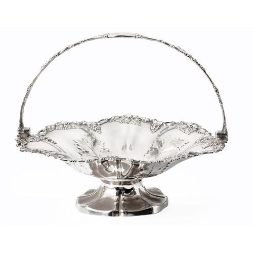 565 - A WILLIAM IV SILVER FRUIT BASKET, HENRY WILKINSON AND CO, SHEFFIELD, 1836