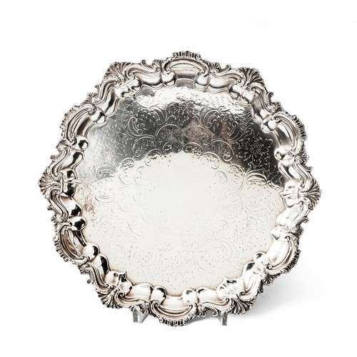 570 - A VICTORIAN SILVER TRAY, BARKER BROTHERS, BIRMINGHAM, 1900