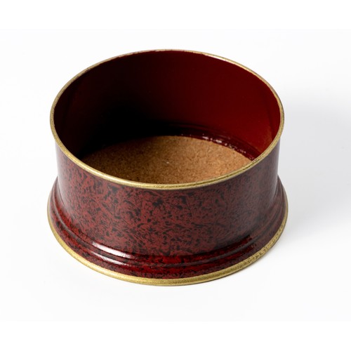 535 - A METAL WINE COASTER, MODERN