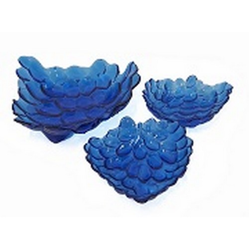 288 - A SET OF THREE COBALT-BLUE GLASS LEAF-SHAPE DISHES