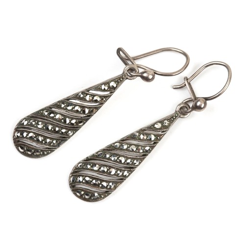 103 - A PAIR OF SILVER DROP EARRINGS