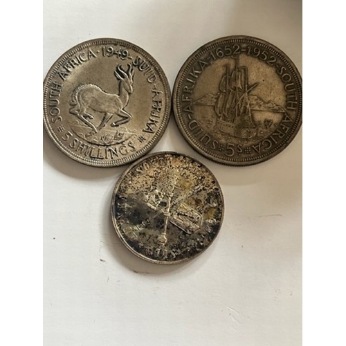 139 - A COLLECTION OF SOUTH AFRICAN COINS 