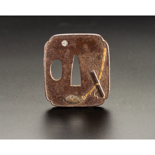 617 - A JAPANESE TSUBA, MEIJI PERIOD, 1868 - 1912