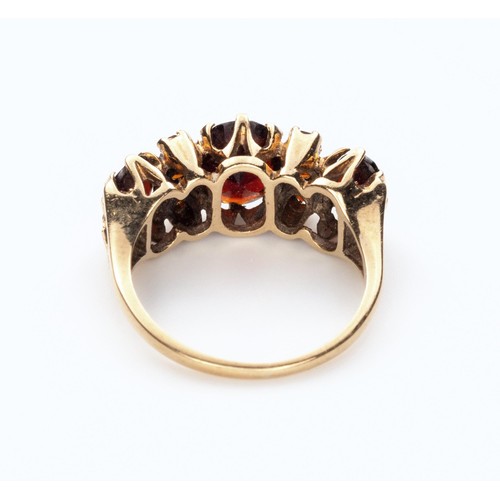 903 - A GARNET RING