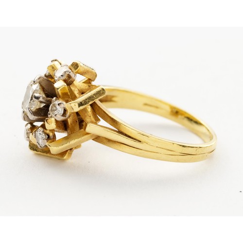 873 - A DIAMOND CLUSTER RING