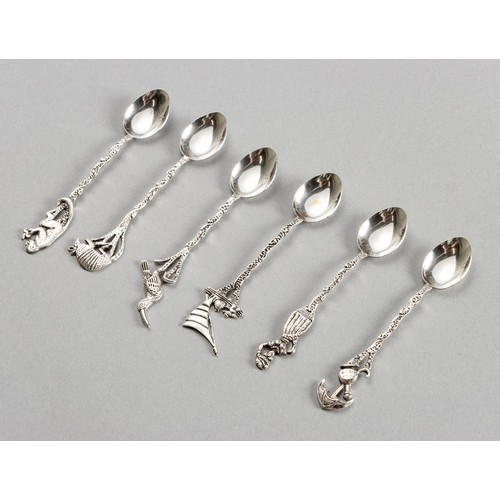 992 - A CASED SET OF SIX SILVER MOCHA SPOONS, IMPRESSED 900