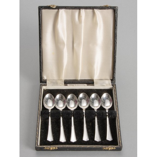 1148 - A CASED SET OF SIX ELECTROPLATE MOCHA SPOONS, ANGORA SILVERPLATE CO LTD, BIRMINGHAM, 19TH CENTURY