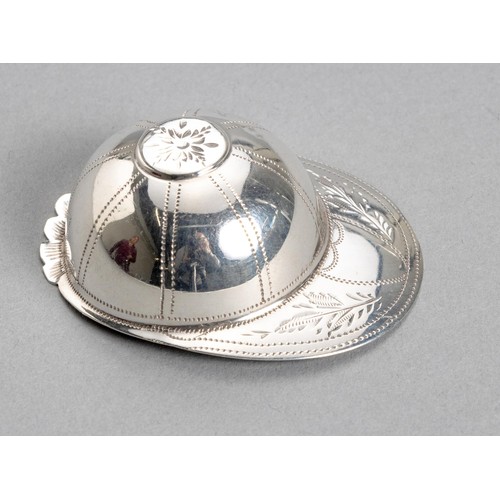 1009 - A VICTORIAN SILVER JOCKEY CAP CADDY SPOON, HILLIARD AND THOMASON, BIRMINGHAM, 1888