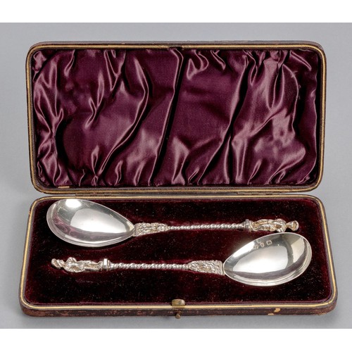 1012 - A PAIR OF VICTORIAN SILVER CASED CAVALIER SPOONS, HAYES BROTHERS, BIRMINGHAM, 1895