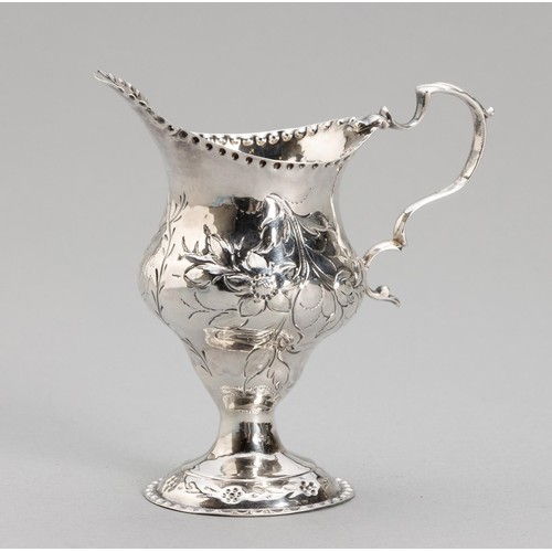 999 - A GEORGE IV SILVER MILK JUG, MAKERS MARK INDISTINCT, LONDON, 1821