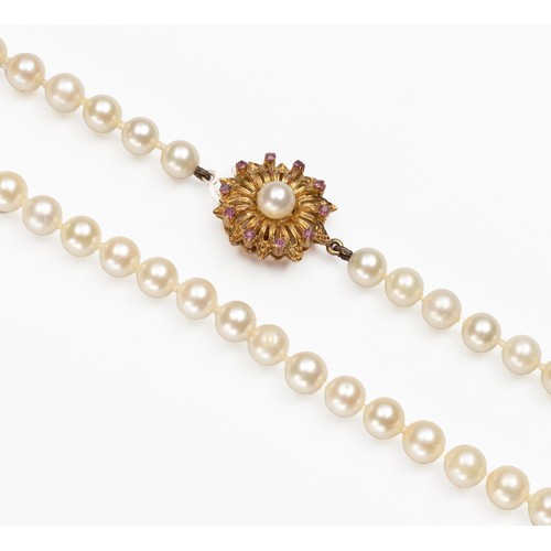 905 - AN OPERA-LENGTH PEARL NECKLACE