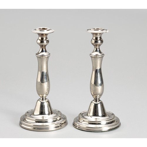 1093 - A PAIR OF SOUTH AFRICAN SILVER CANDLESTICKS, MAKERS MARK MSC