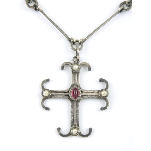 1740 - A SILVER CROSS AND CHAIN